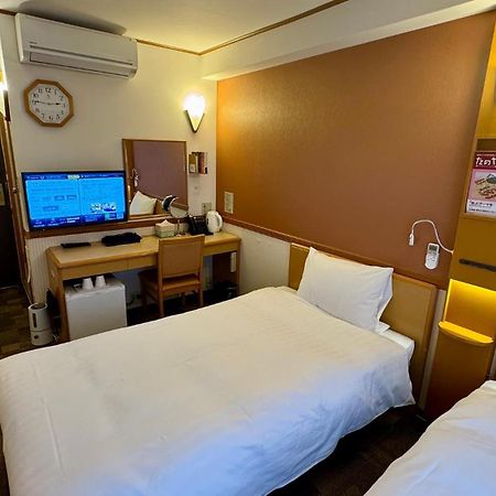 Toyoko Inn Shin-Yokohama Ekimae Honkan Kültér fotó